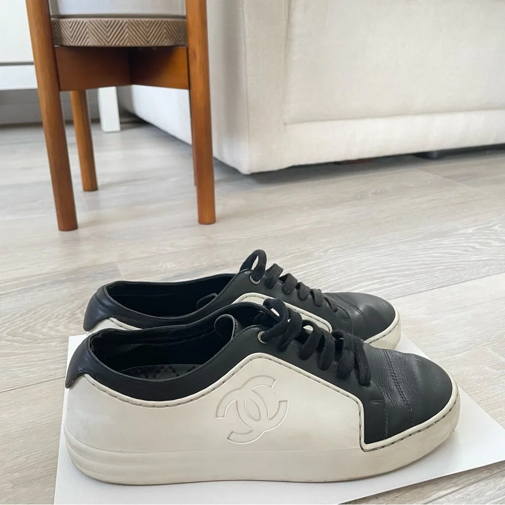 Chanel Black & White Sneakers - Picture 1 of 13
